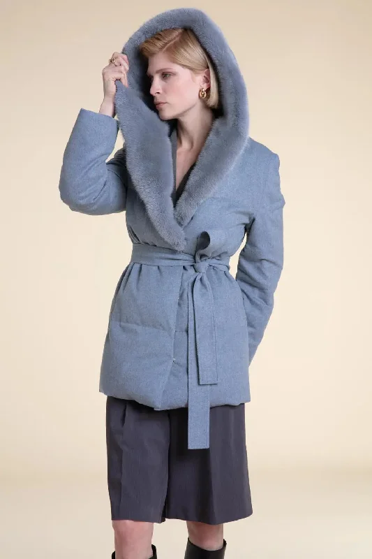 Bargain Bin Warm puffer coat womens
