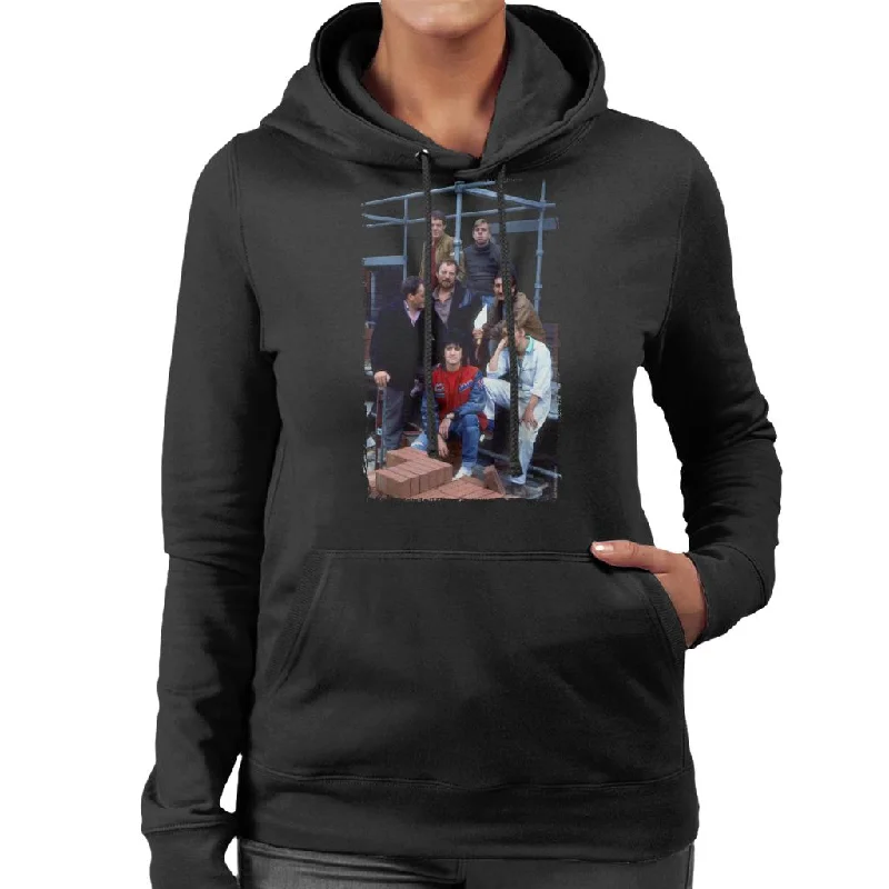 trendy hooded sweatshirtTV Times Cast Of Auf Wiedersehen Pet Women's Hooded Sweatshirt