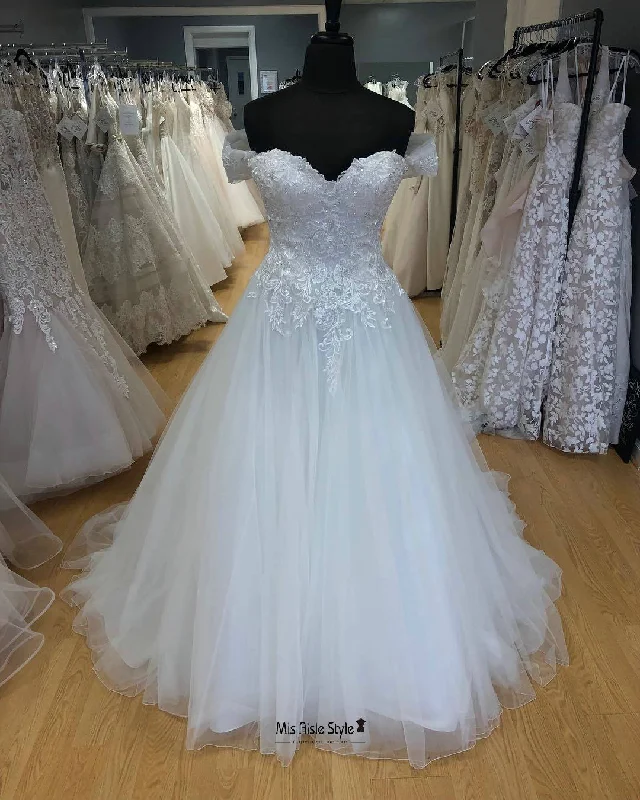 sophisticated dresssophisticated dressBall Gown Off Shoulder Sleeves Wedding Dress