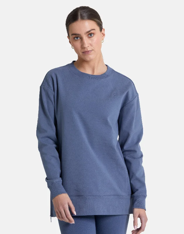 oversized gym sweatshirtChill Longline Crew in Thunder Blue