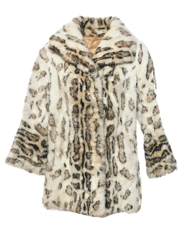 Exclusive Savings Off White Faux Fur Coat - L