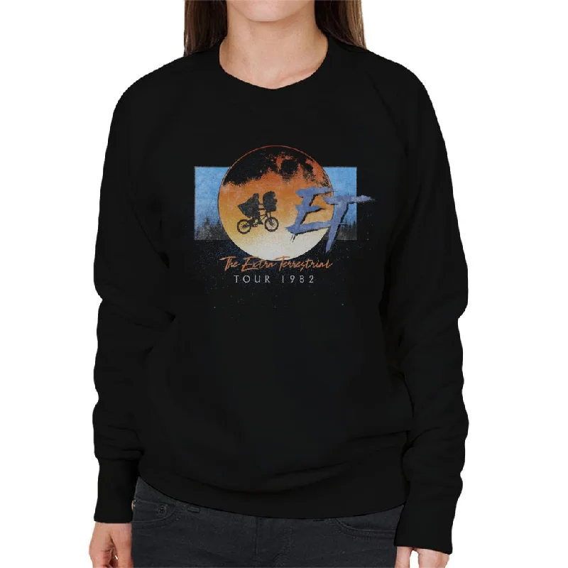 soft athletic sweatshirtE.T. The Extra Terrestrial Tour 1982 Classic Shot Women's Sweatshirt