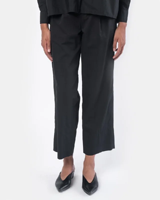 Today’s Deal Isamu Pant in Black