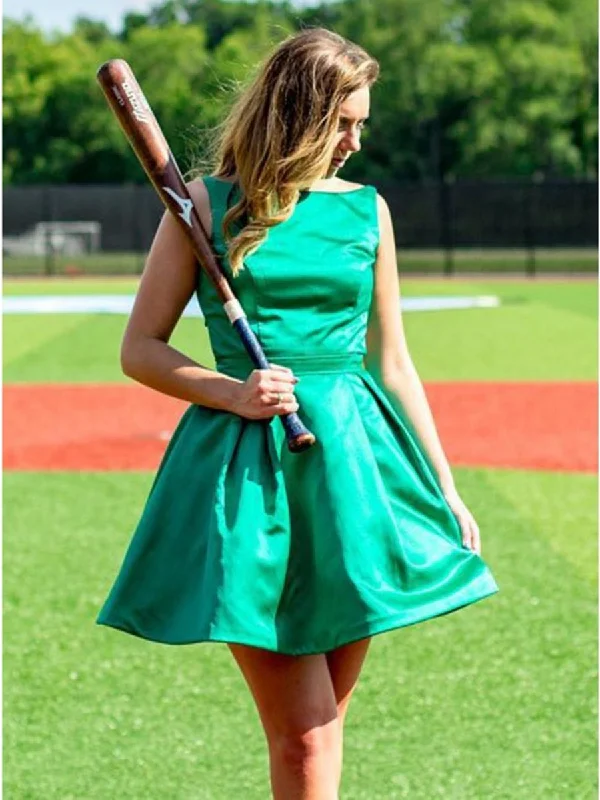Online Only Simple Green Round Neck Satin Short Prom Dresses, Cute Green Homecoming Dresses, Green Formal Dresses, Evening Dresses