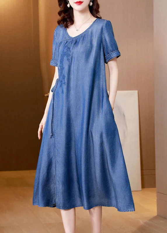 Hurry In Plus Size Blue Embroideried Side Open Denim Dress Summer