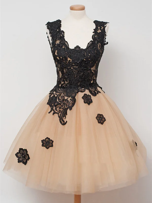 Unbeatable Prices Short Champagne Prom Dresses with Black Lace Appliques, Champagne Homecoming Dresses, Graduation Dresses